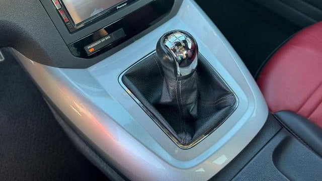 2007 Saturn SKY Base
