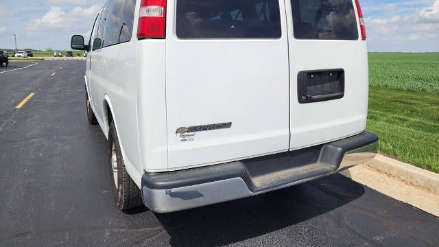 2017 Chevrolet Express LS 2500