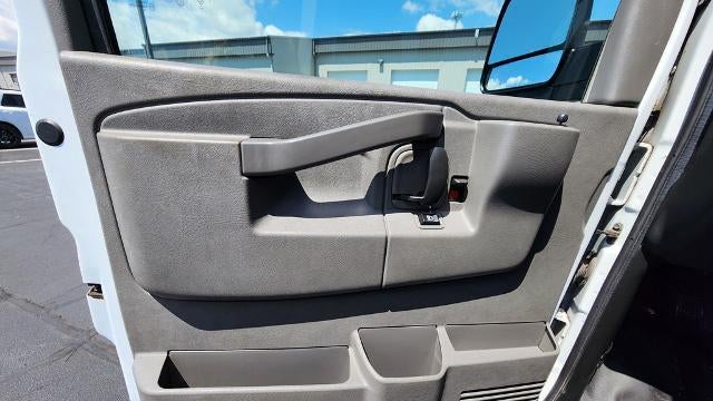 2017 Chevrolet Express LS 2500