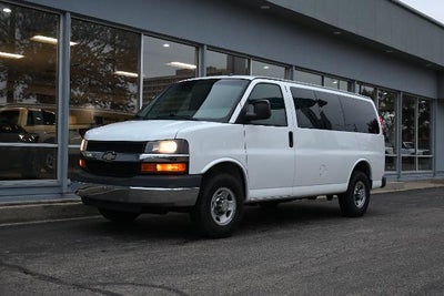 2015 Chevrolet Express LT 2500 3DR Passenger Van