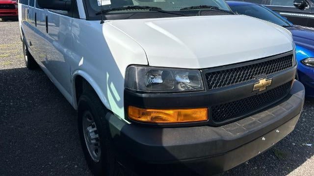 2025 Chevrolet Express LS 3500