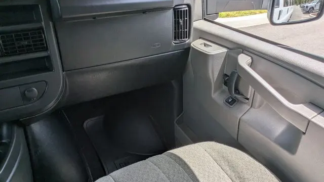 2024 Chevrolet Express LS 3500