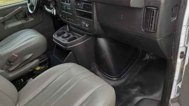 2023 Chevrolet Express LS 3500