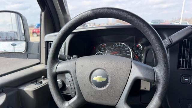 2022 Chevrolet Express LS 3500
