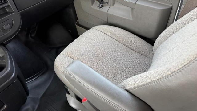 2022 Chevrolet Express LS 3500