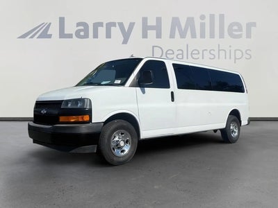 2018 Chevrolet Express LS 3500 3DR Extended Passenger Van
