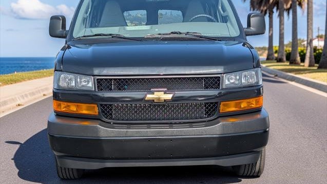 2025 Chevrolet Express LS 3500