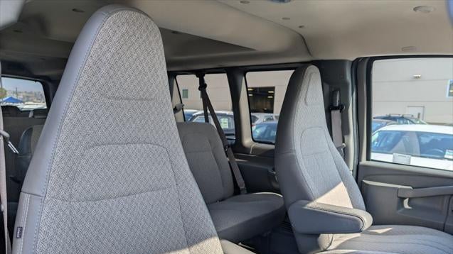 2025 Chevrolet Express LS 3500