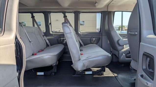 2025 Chevrolet Express LS 3500