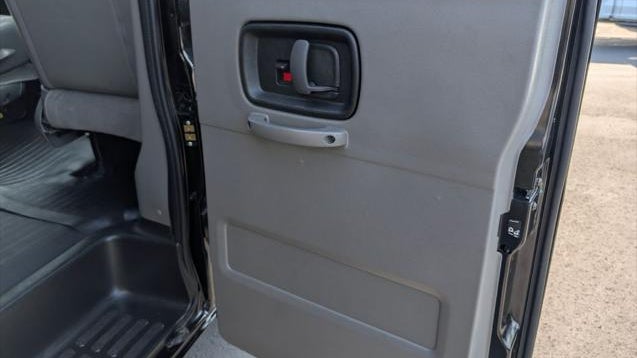 2025 Chevrolet Express LS 3500