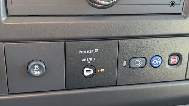 2025 Chevrolet Express LS 3500