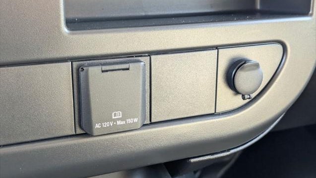 2025 Chevrolet Express LS 3500