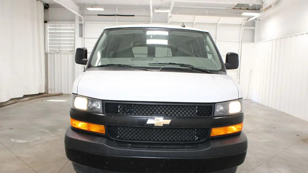 2023 Chevrolet Express LS 3500
