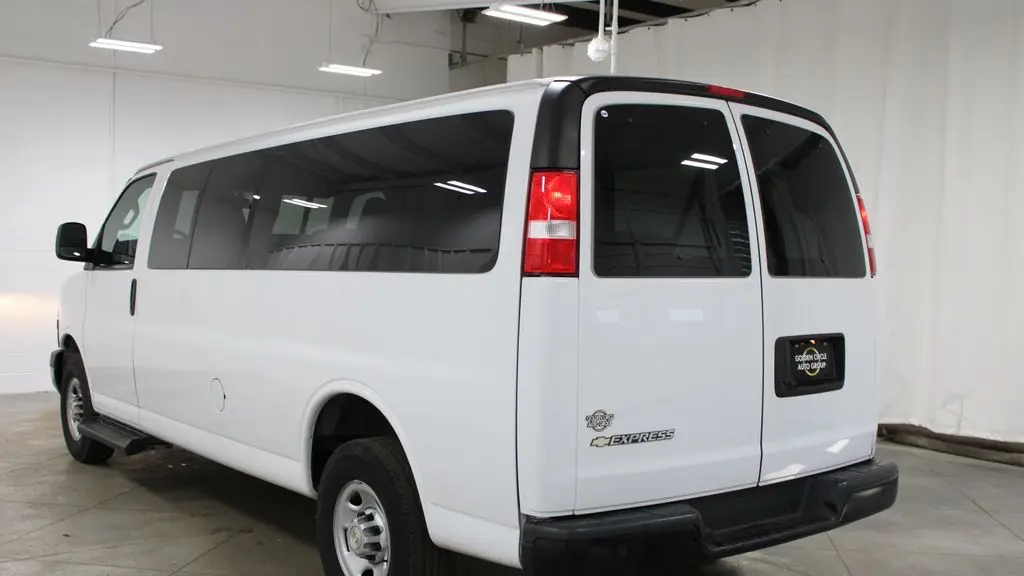 2023 Chevrolet Express LS 3500