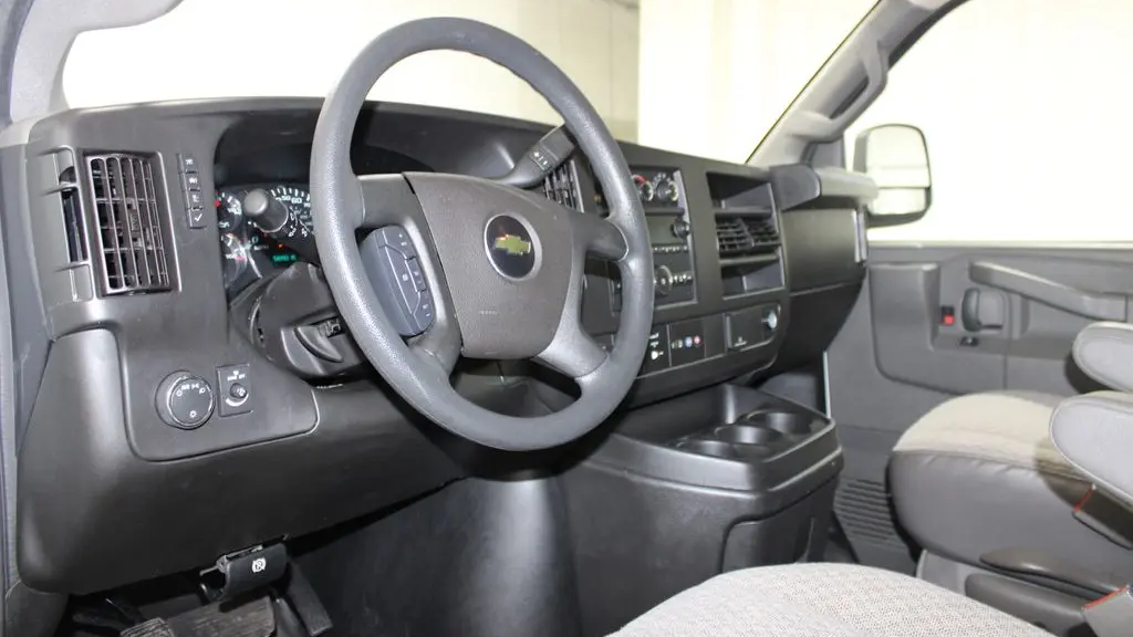 2023 Chevrolet Express LS 3500