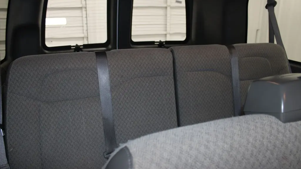 2023 Chevrolet Express LS 3500