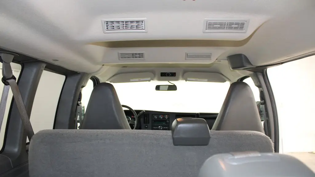 2023 Chevrolet Express LS 3500