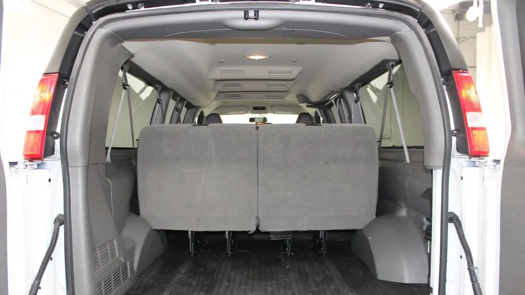 2023 Chevrolet Express LS 3500