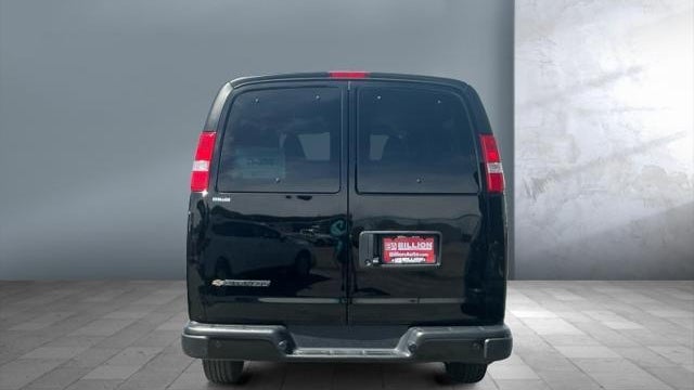 2025 Chevrolet Express LS 3500