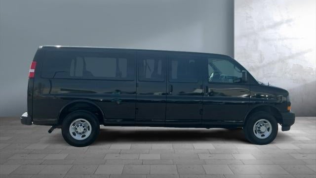 2025 Chevrolet Express LS 3500