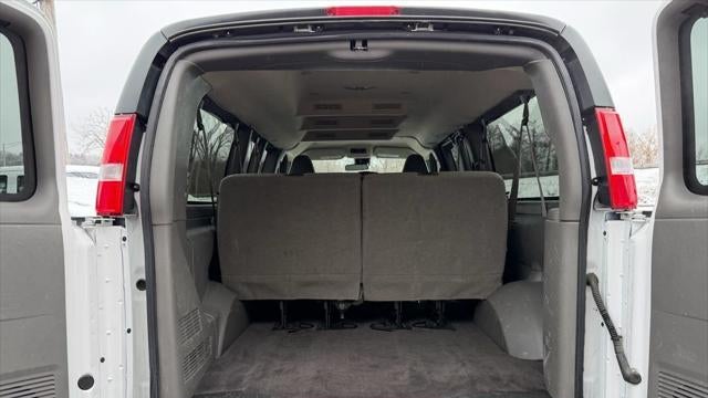 2025 Chevrolet Express LT 3500
