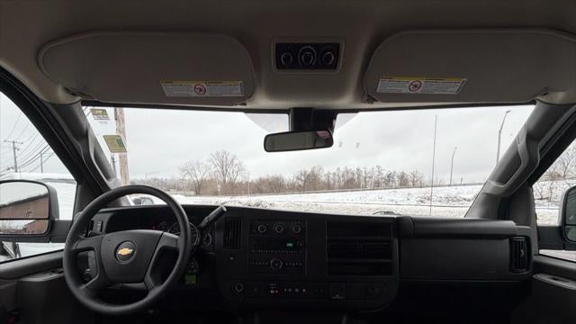 2025 Chevrolet Express LT 3500
