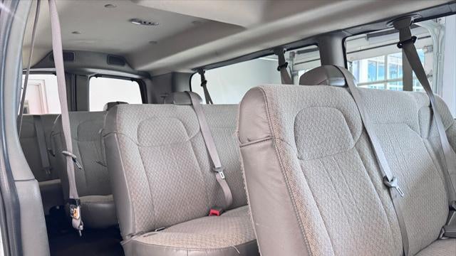 2025 Chevrolet Express LT 3500