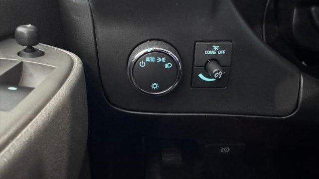 2025 Chevrolet Express LT 3500