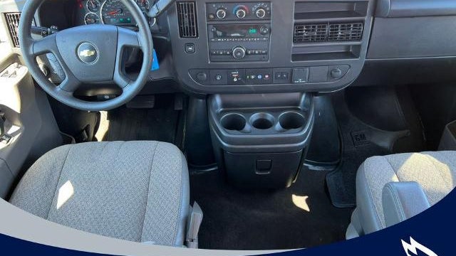 2025 Chevrolet Express LT 3500