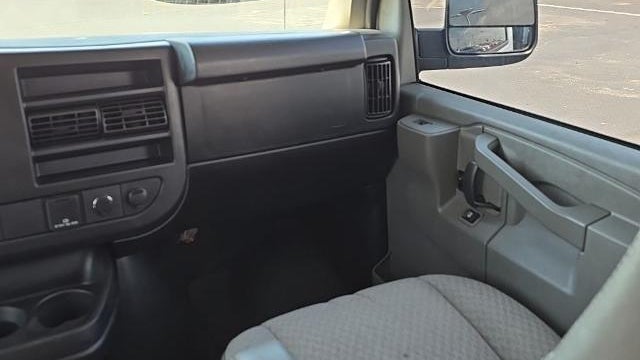 2017 Chevrolet Express LT 3500