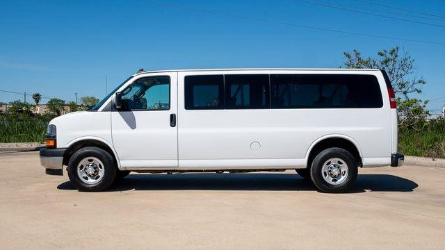 2017 Chevrolet Express LT 3500