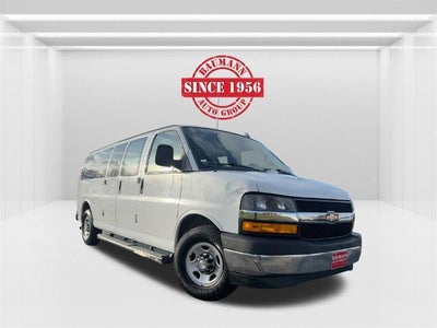 2018 Chevrolet Express LT 3500 3DR Extended Passenger Van