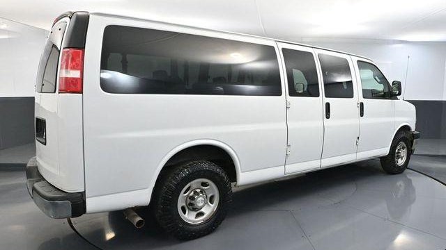2017 Chevrolet Express LT 3500