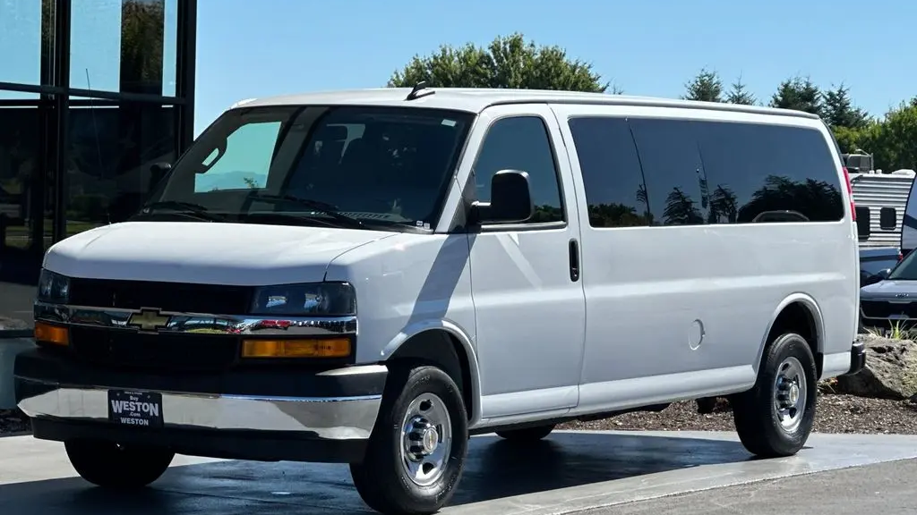 2024 Chevrolet Express LT 3500