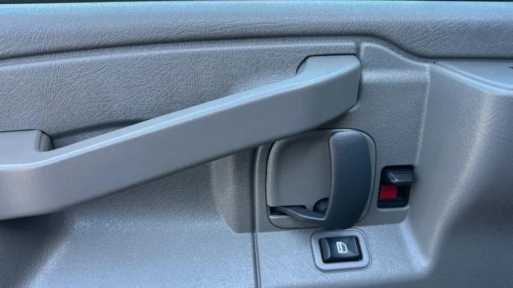2024 Chevrolet Express LT 3500