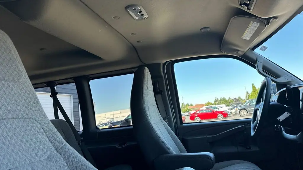 2024 Chevrolet Express LT 3500