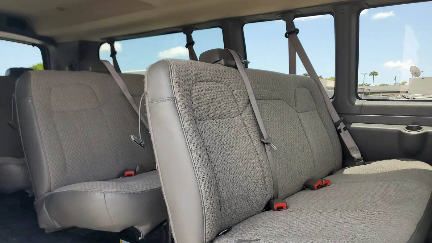 2025 Chevrolet Express LT 3500