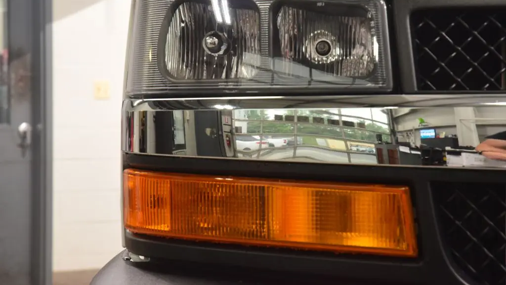 2024 Chevrolet Express LT 3500