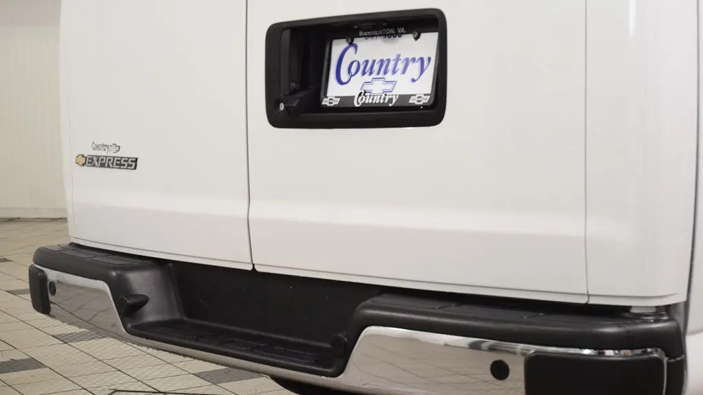 2024 Chevrolet Express LT 3500