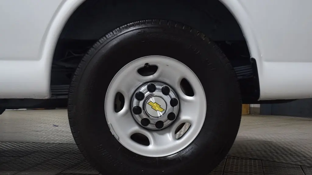 2024 Chevrolet Express LT 3500