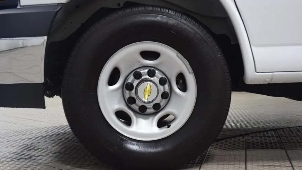 2024 Chevrolet Express LT 3500