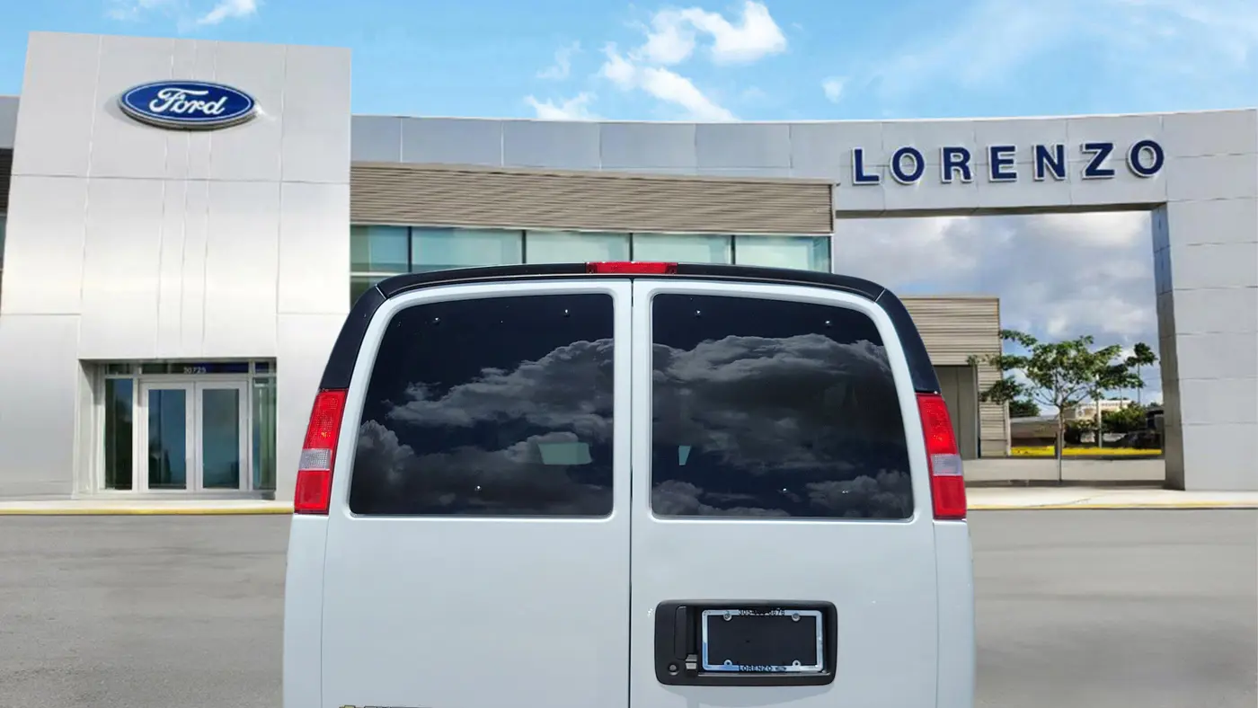 2025 Chevrolet Express LT 3500