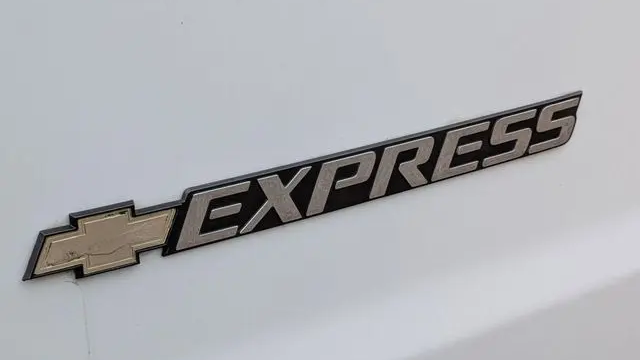 2023 Chevrolet Express LT 3500