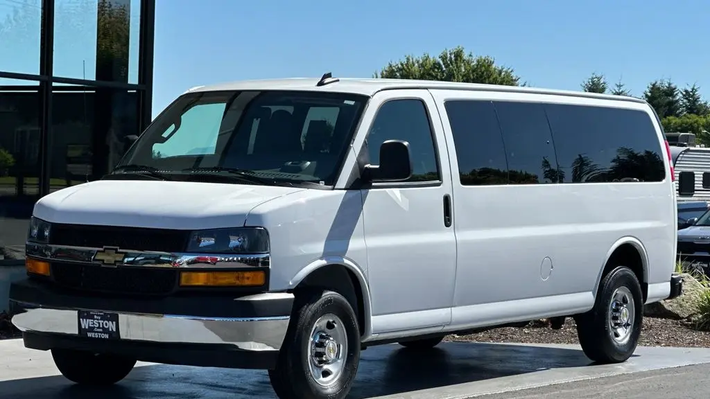 2024 Chevrolet Express LT 3500