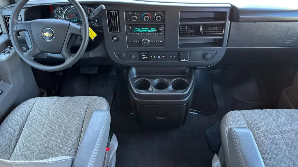 2024 Chevrolet Express LT 3500
