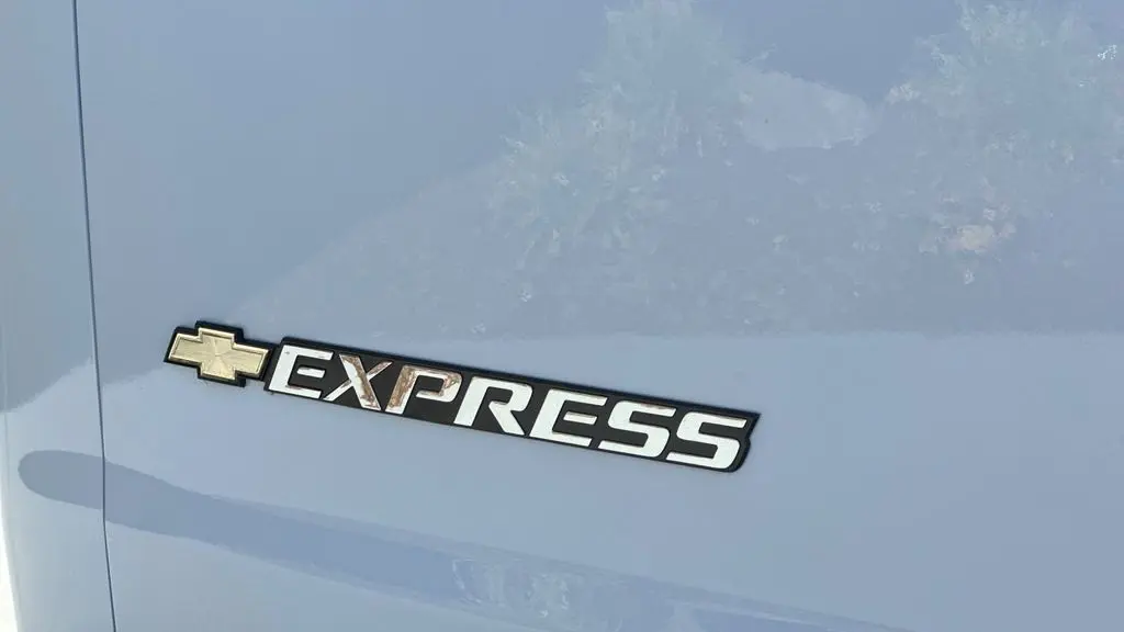 2024 Chevrolet Express LT 3500