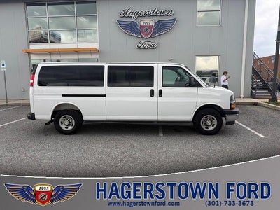 2025 Chevrolet Express LT 3500 3DR Extended Passenger Van
