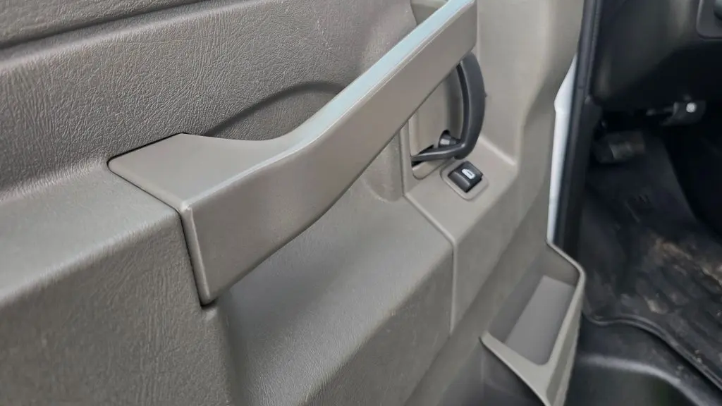 2025 Chevrolet Express LT 3500