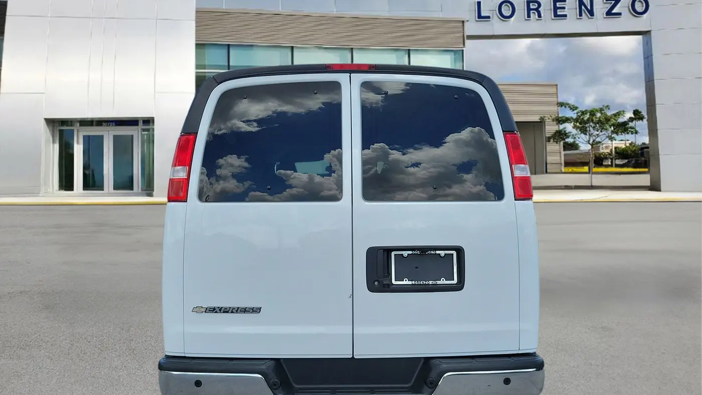 2023 Chevrolet Express LT 3500