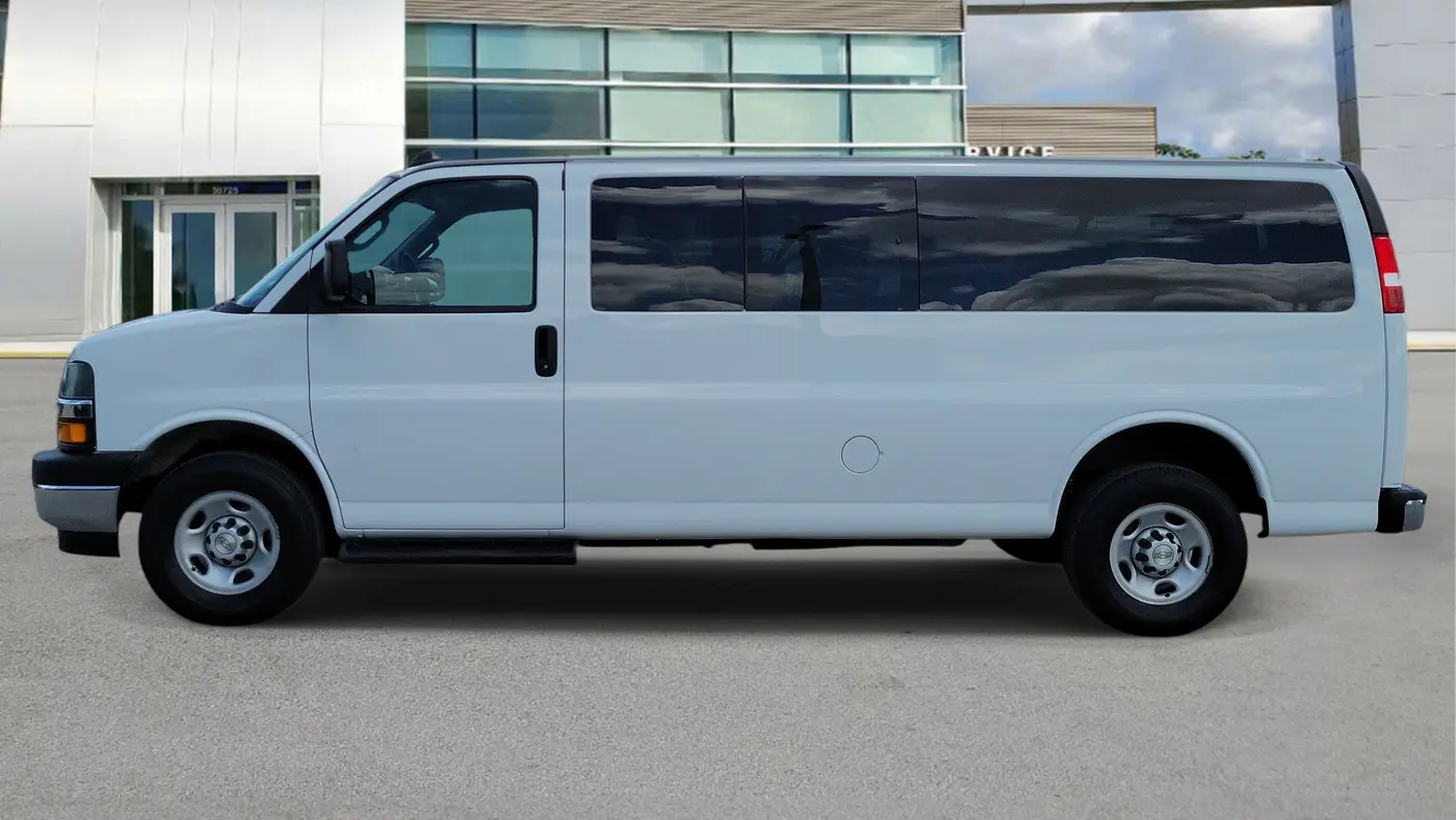 2023 Chevrolet Express LT 3500